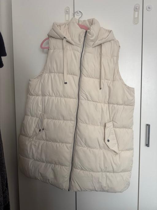 Buy & Sell Knuston North Northamptonshire - Photos for Great condition puffer vest.