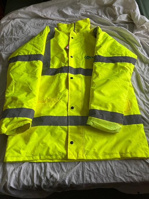 Buy & Sell Wadworth Doncaster - Photos for Work coats XXL ( orange) and L yellow