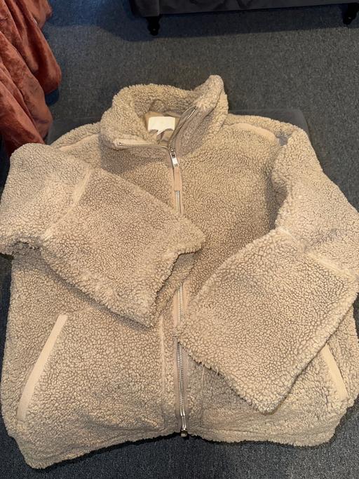 Buy & Sell Tottenham Green North London - Photos for Viral H&M ladies fur jacket