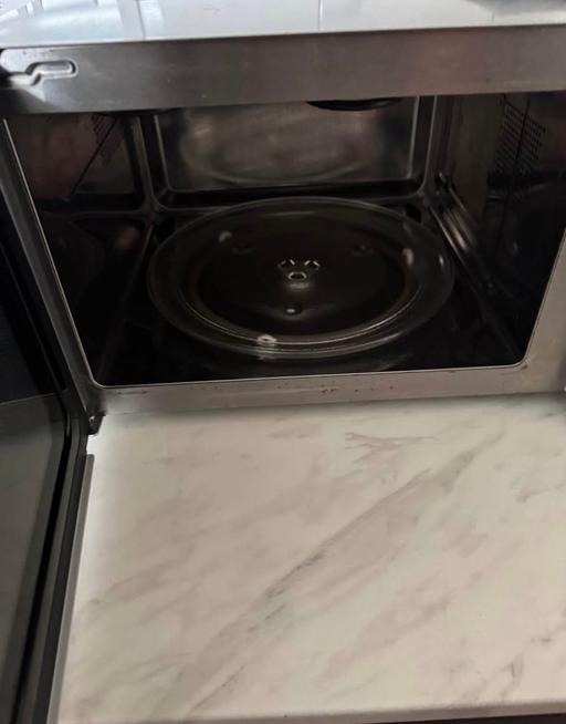 Buy & Sell Radcliffe Bury - Photos for Microwave