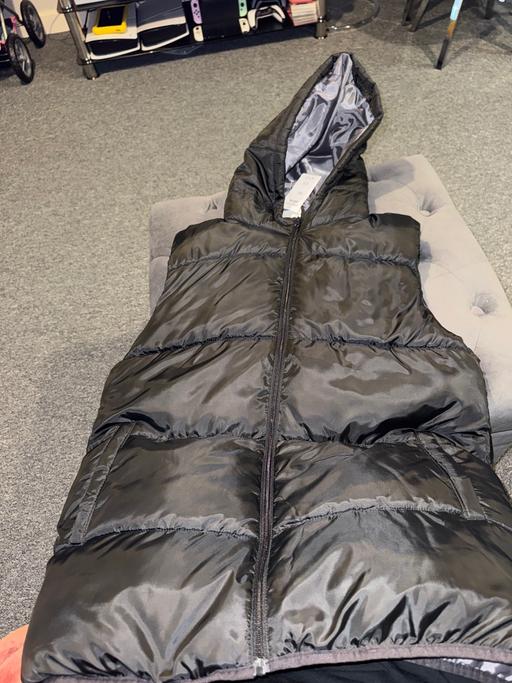 Buy & Sell Tottenham Green North London - Photos for Men’s body warmer