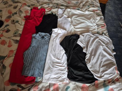 Buy & Sell Dagenham Barking and Dagenham - Photos for Ladies Top Bundle