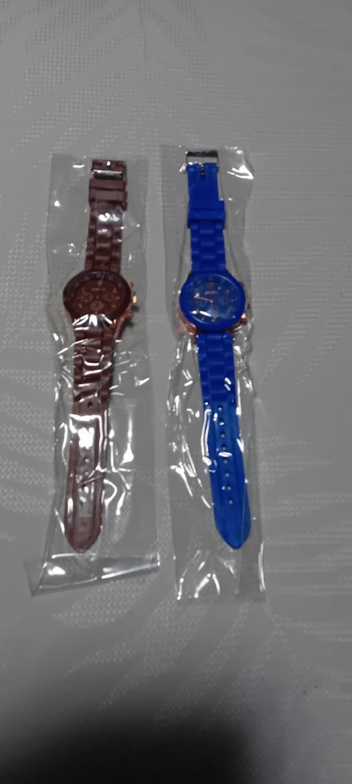 Buy & Sell Bilston Wolverhampton - Photos for 2 brand new women's watches