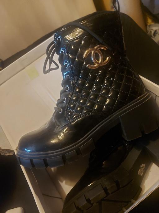 Buy & Sell Pensnett Dudley - Photos for Chanel size 6 ladies boots...