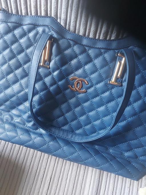 Buy & Sell Pensnett Dudley - Photos for Blue leather bag.