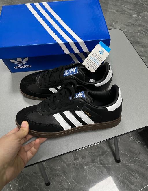 Buy & Sell Blackhorse Road East London - Photos for Adidas samba og
