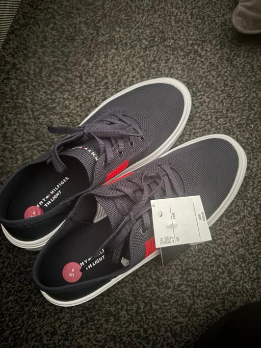 Buy & Sell Preston Preston - Photos for tommy hilfiger trainers