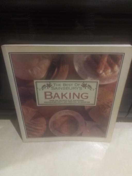Buy & Sell Sutton Coldfield Birmingham - Photos for NEW THE BEST SAINSBURYS BAKING BOOK