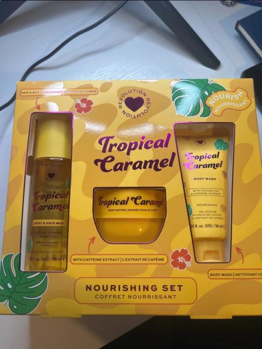 Buy & Sell Wolverhampton City Centre Wolverhampton - Photos for Revolution gift set