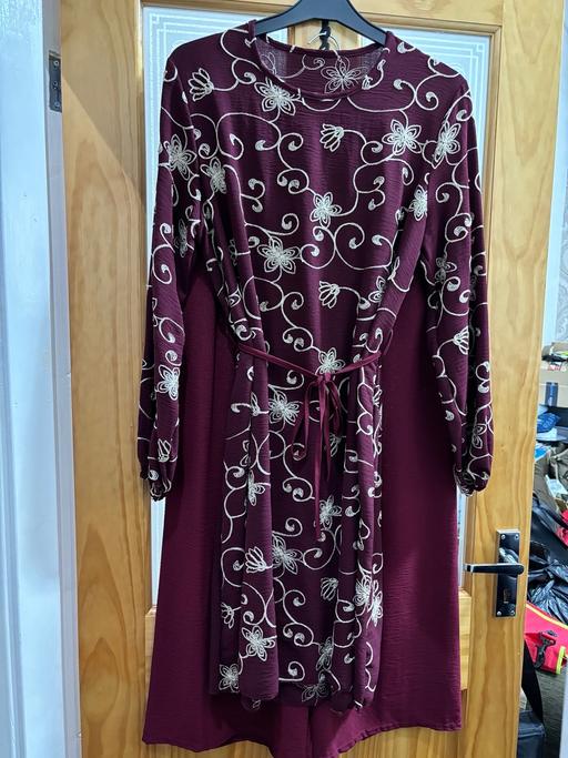 Buy & Sell Preston Preston - Photos for Maroon modest co ord
