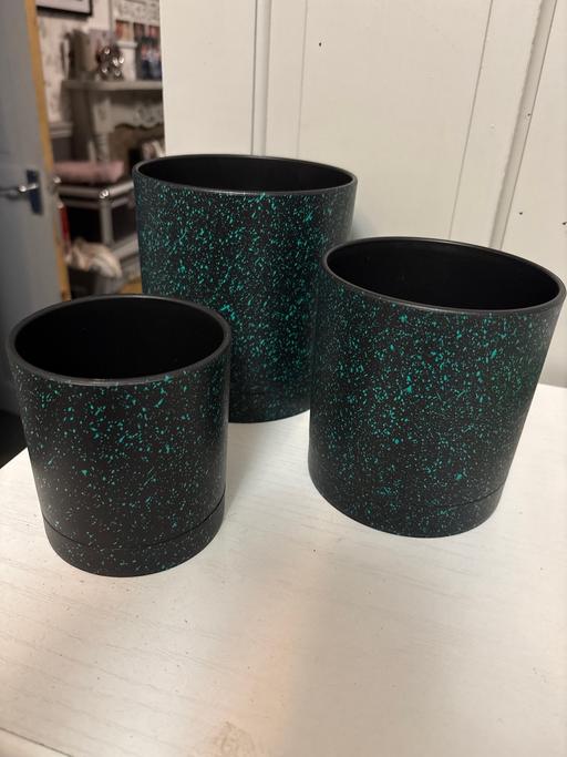 Buy & Sell Duckmanton Chesterfield - Photos for Set of 3 glitter look plant pots