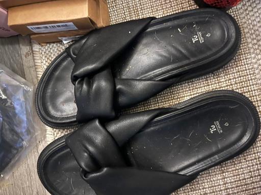 Buy & Sell Wednesfield Wolverhampton - Photos for Size 6 slipper sliders