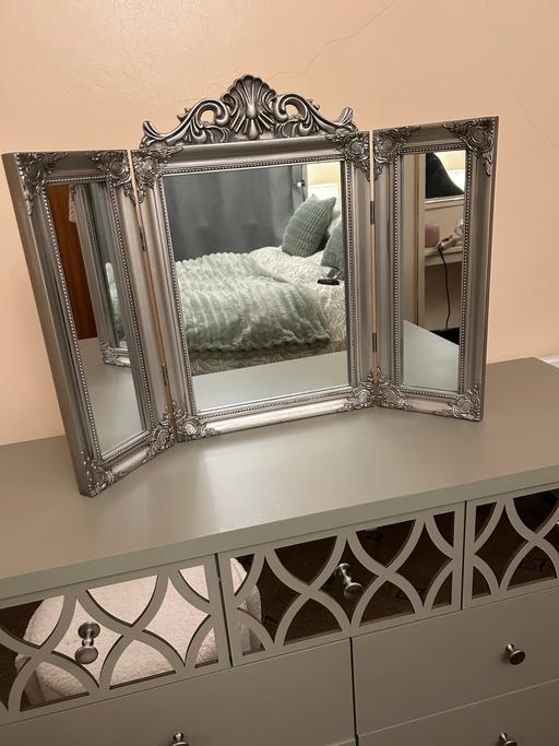Buy & Sell Dudley Port Sandwell - Photos for Vanity mirror
