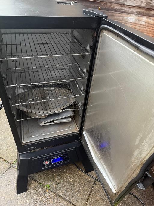 Buy & Sell Kings Park St. Albans - Photos for Masterbuilt Electric Smoker