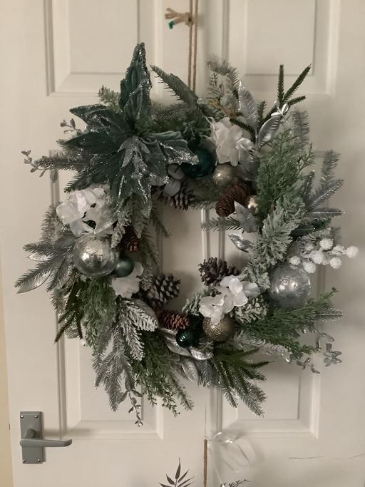 Buy & Sell Woodsetton Dudley - Photos for Large Christmas wreath