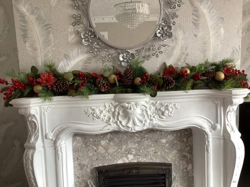 Buy & Sell Woodsetton Dudley - Photos for 5’ Christmas Garland