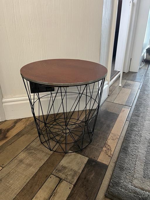 Buy & Sell Woodsetton Dudley - Photos for Side table