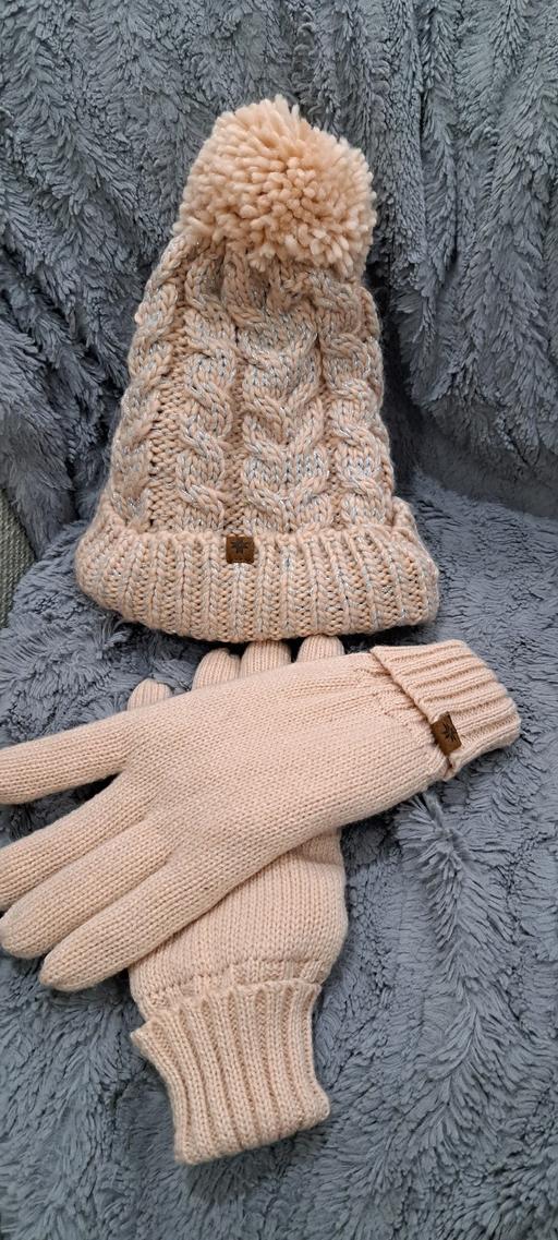 Buy & Sell Sutton Coldfield Birmingham - Photos for Beanie and gloves set
