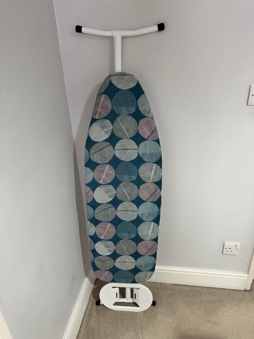 Buy & Sell Cheshunt Broxbourne - Photos for Ironing board in good condition