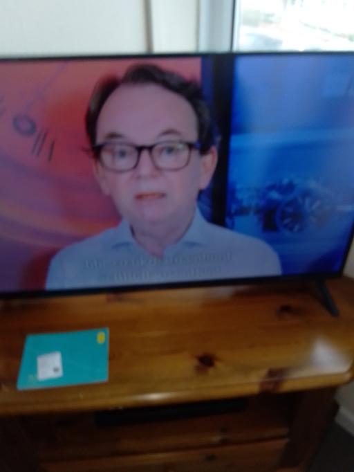 Buy & Sell Rownhams Test Valley - Photos for borderless tv