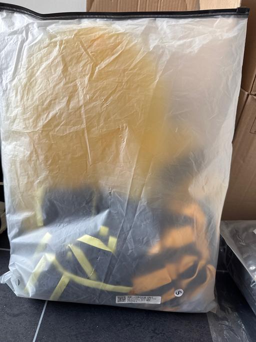 Buy & Sell Droylsden Tameside - Photos for Adults bumblebee costume