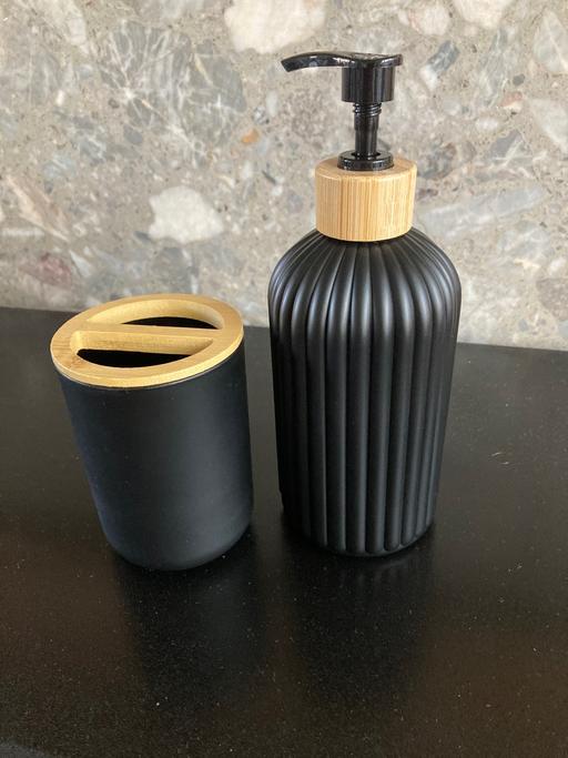 Buy & Sell Sedgley Dudley - Photos for Soap and toothbrush holder