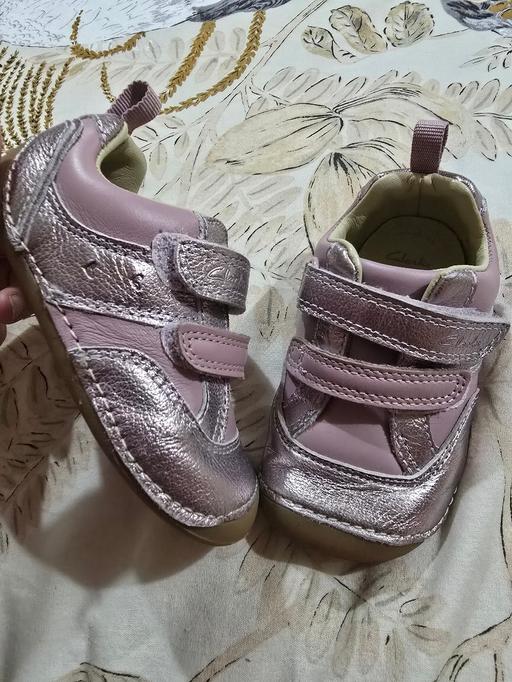 Buy & Sell Weoley Castle Birmingham - Photos for size 5.5 H baby girls Clarks shoes