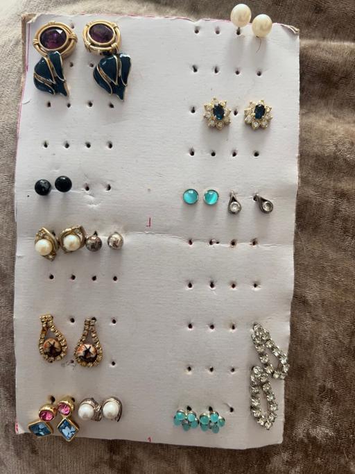 Buy & Sell Ovingdean Brighton - Photos for Lovely lot of earrings