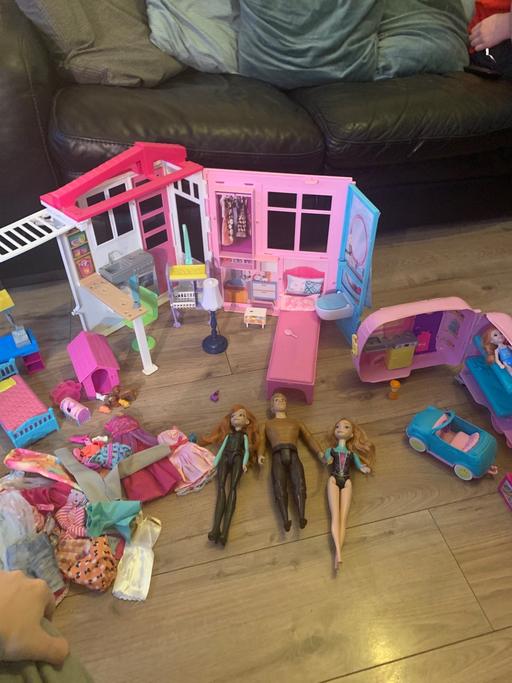 Buy & Sell Stoke Heath Bromsgrove - Photos for Barbie and Chelsea bundle