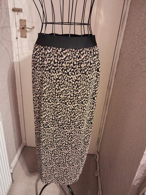 Buy & Sell Princes End Sandwell - Photos for Skirt 10