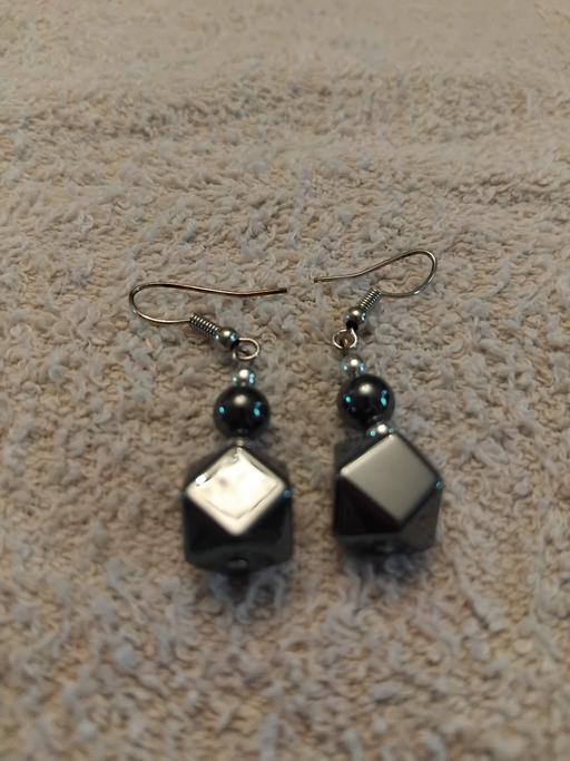 Buy & Sell Milton Regis Swale - Photos for black heavy earrings