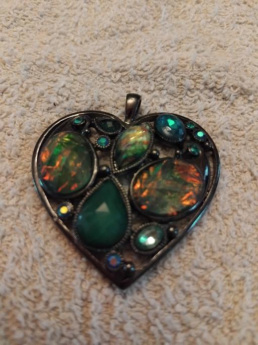 Buy & Sell Kemsley Swale - Photos for heart pendant