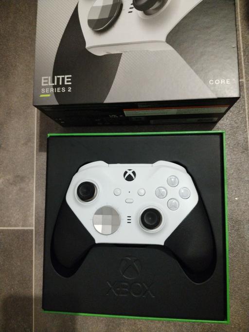 Buy & Sell Balsall Heath Birmingham - Photos for Official Xbox Elite 2 Controller white boxed