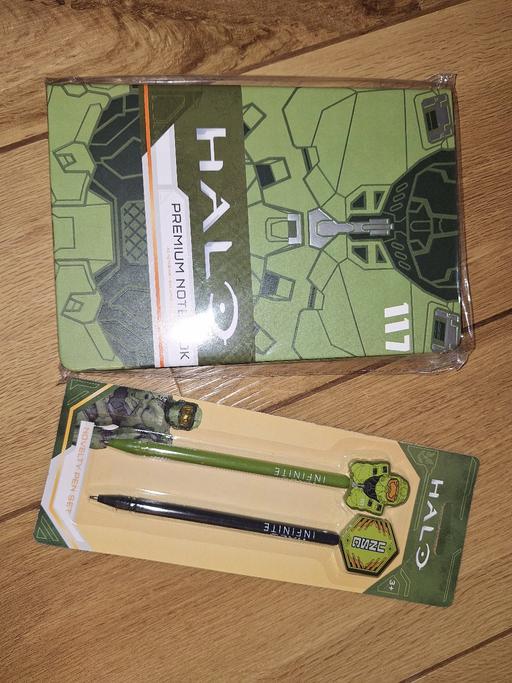 Buy & Sell Ettingshall Park Wolverhampton - Photos for New Halo Note book and Pen set
