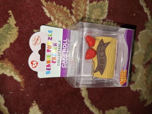 Buy & Sell Ettingshall Park Wolverhampton - Photos for New Cake Roll Eraser