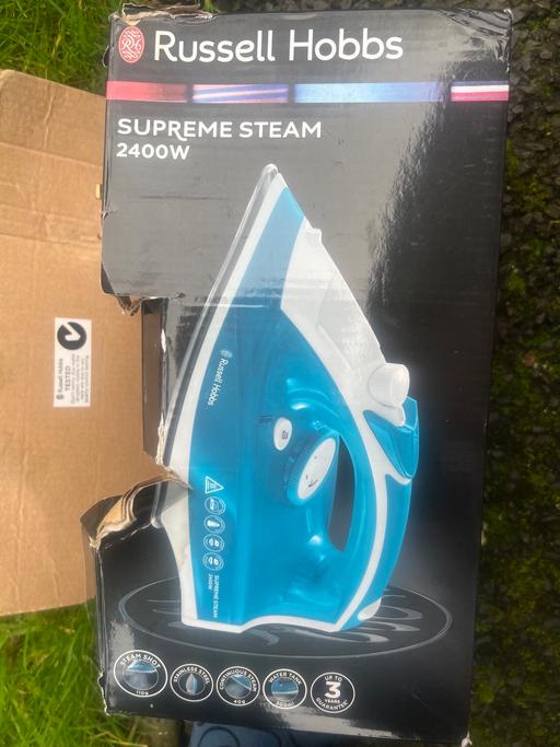 Buy & Sell Wednesbury Sandwell - Photos for Russell Hobbs Supreme Steam iron g/con £6.00