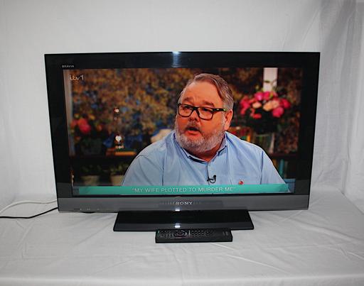 Buy & Sell Hall Green Wakefield - Photos for Sony 32 inch TV with Built-in Freeview HD