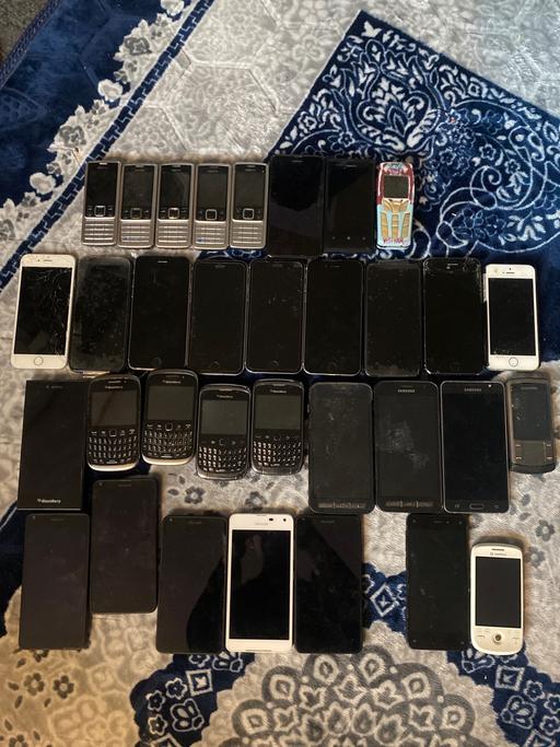 Buy & Sell Bromley by Bow East London - Photos for Various old phones