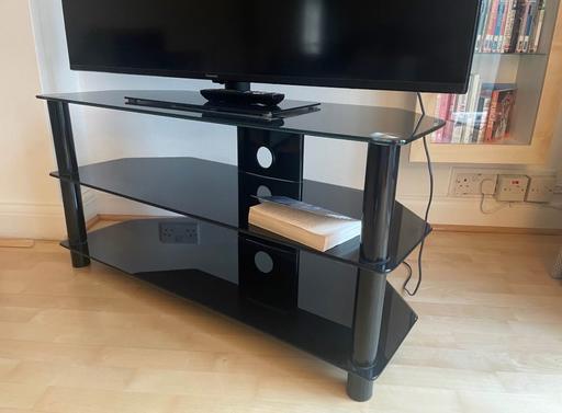 Buy & Sell Southall Ealing - Photos for Black Glass TV stand - £40