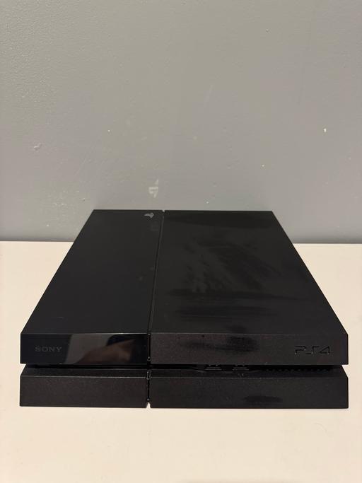 Buy & Sell Barbican Central London - Photos for PlayStation 4 - 500gb - Black - Bundle