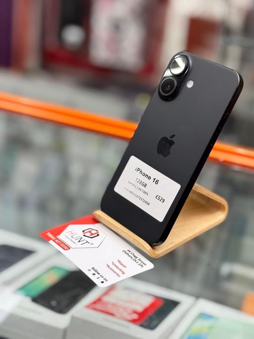 Buy & Sell Oldham Town Centre Oldham - Photos for iPhone 16 Used 128gb with Shop Warranty