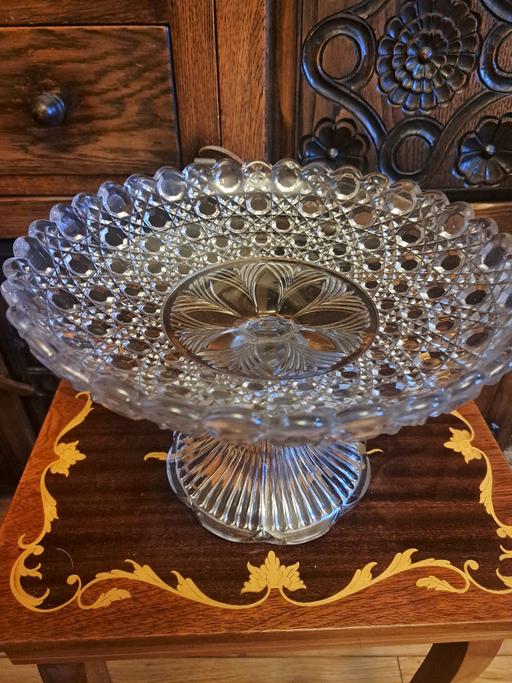 Buy & Sell Stourbridge Dudley - Photos for Heavy, vintage glass cake/fruit stand.