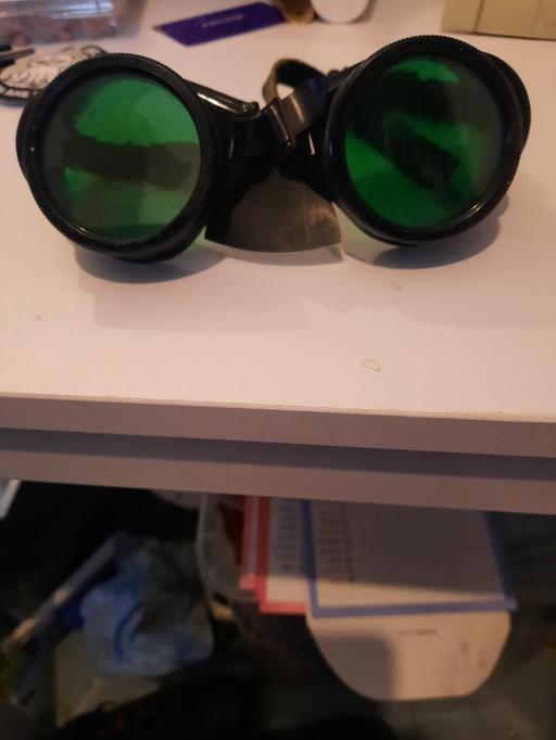 Classes Old Kent Road South East London - Photos for welding goggles