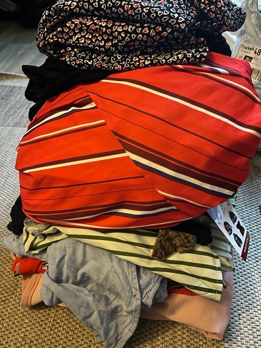 Buy & Sell Wednesfield Wolverhampton - Photos for 23 item clothes bundle most size 8-12