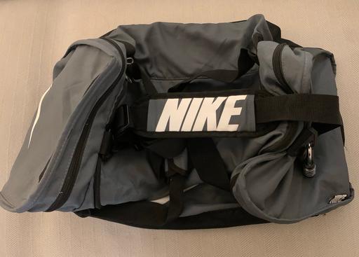 Buy & Sell Plumstead South East London - Photos for Nike Duffel Bag