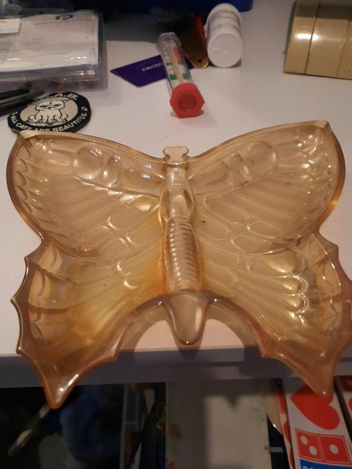 Buy & Sell Old Kent Road South East London - Photos for glass butterfly dish