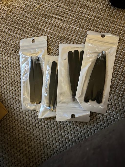 Buy & Sell Wednesfield Wolverhampton - Photos for Tweezer bundle 1£ all