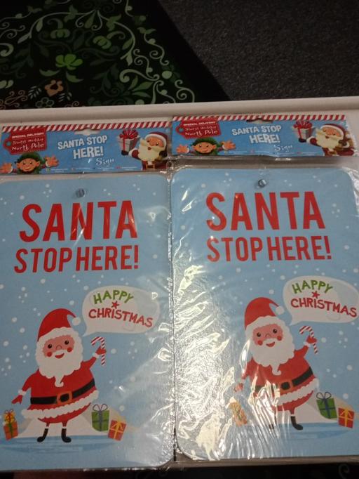 Classes Horncastle East Lindsey - Photos for 2 brand new kids SANTA SIGN sets
