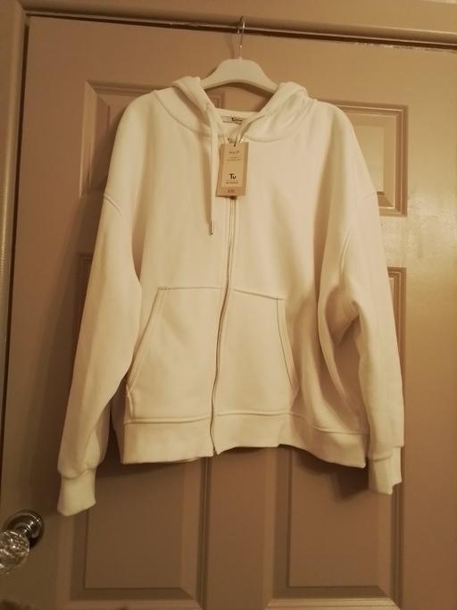 Buy & Sell Brierley Hill Dudley - Photos for size 14/16 white hoodie