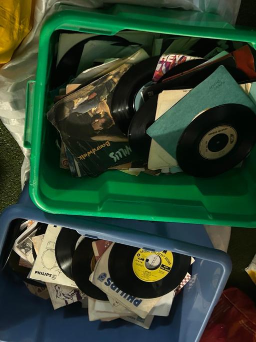 Buy & Sell Winson Green Birmingham - Photos for 2 boxes of 45 records